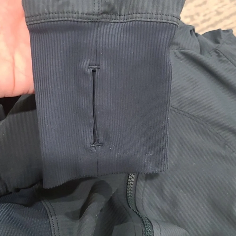 Lululemon In Flux Hooded Jacket Reversible - 6 - Picture 8 of 13